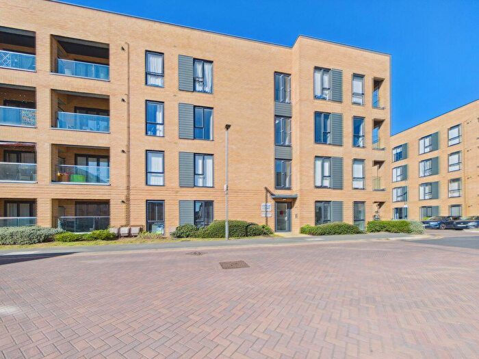 1 Bedroom Flat To Rent In Windstar Drive, South Ockendon, RM15