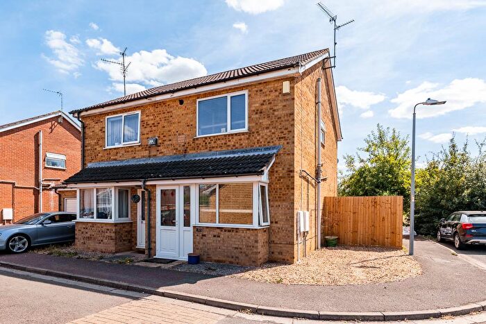 2 Bedroom Semi-Detached House For Sale In Lancelot Way, Spalding, PE11