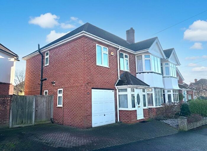 4 Bedroom Semi Detached House To Rent In Upper Shirley, SO15