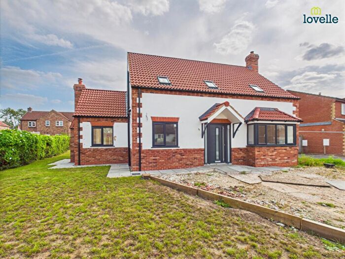 4 Bedroom Detached House For Sale In Gainsborough Road, Middle Rasen, LN8
