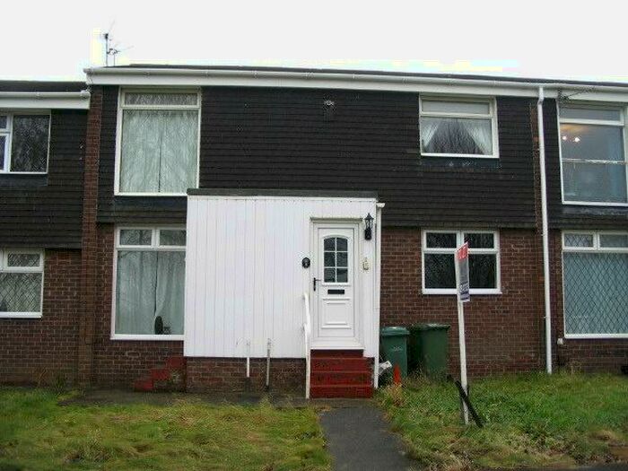 2 Bedroom Apartment To Rent In Moorside, SR3