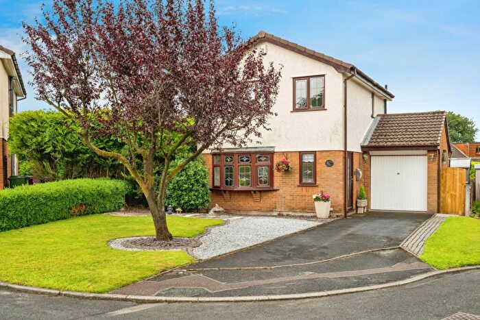 3 Bedroom Detached House For Sale In Chelmer Close, Westhoughton, Bolton, Greater Manchester, BL5