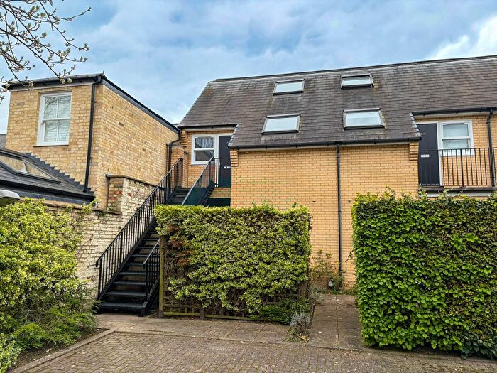 2 Bedroom Flat To Rent In Sturton Street, Cambridge, CB1