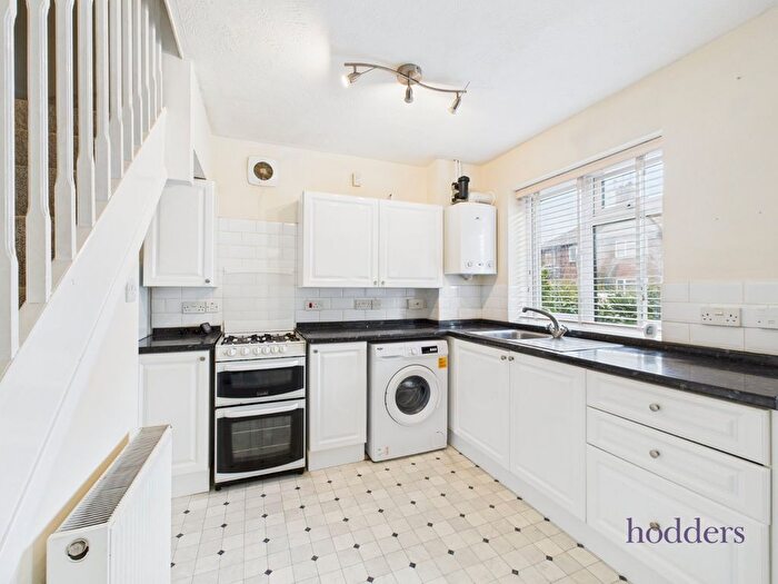 1 Bedroom End Terrace House To Rent In Chestnut Walk, Byfleet, KT14