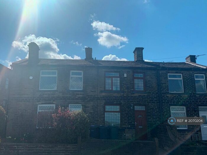 2 Bedroom Terraced House To Rent In Blue Hill, Denholme, Bradford, BD13