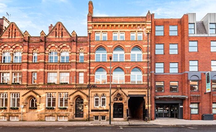 1 Bedroom Flat To Rent In Park Place, Leeds, West Yorkshire, LS1