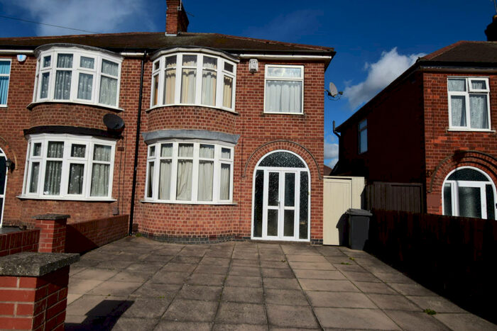 3 Bedroom Semi-Detached House To Rent In Eileen Avenue, Leicester, LE4