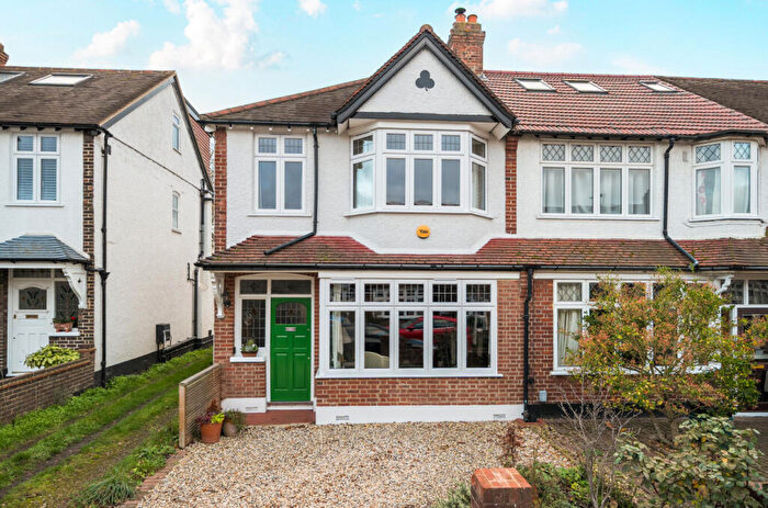 3 Bedroom End Of Terrace House For Sale In Derrick Road, Beckenham, BR3