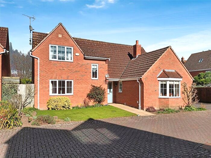 4 Bedroom Bungalow For Sale In Ash Close, Spalding, Lincolnshire, PE12