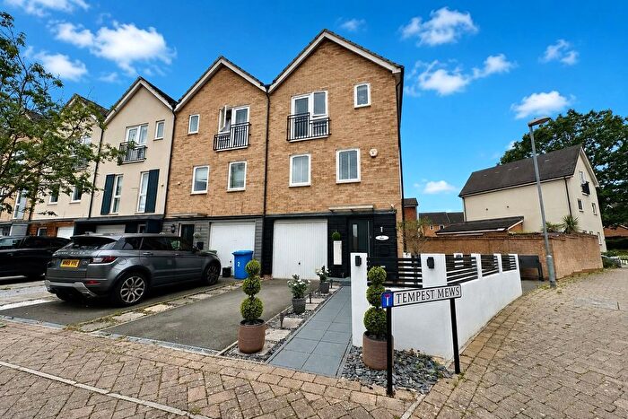 4 Bedroom End Of Terrace House For Sale In Tempest Mews, Bracknell, Berkshire, RG12
