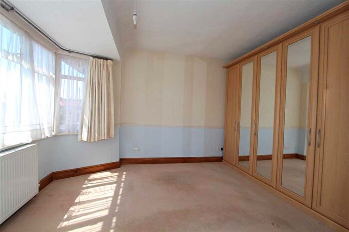 5 Bedroom Semi-Detached House To Rent In Wetheral Drive, Stanmore, HA7