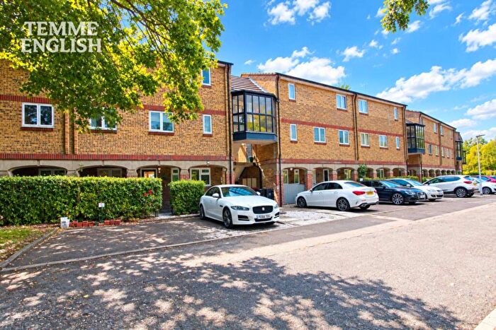 2 Bedroom Maisonette For Sale In Woodstock Crescent, Laindon West, - Luxury Home With Extended Lease & No Chain!, SS15