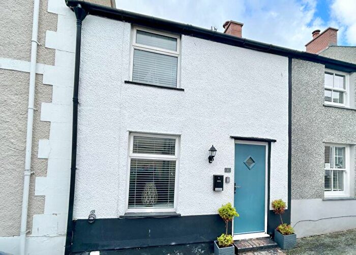 1 Bedroom Cottage For Sale In Sea View Terrace, Conwy, LL32
