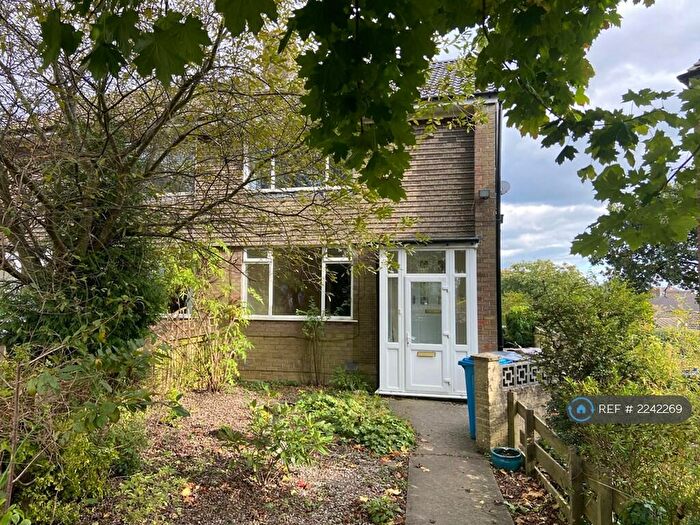 3 Bedroom Semi-Detached House To Rent In Winchester Avenue, Sheffield, S10