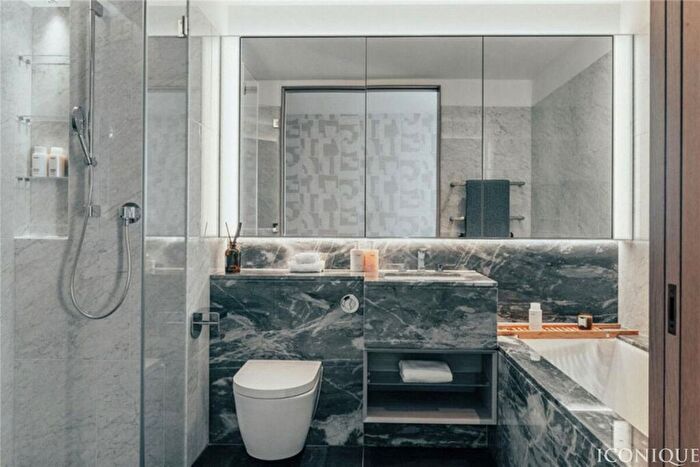 3 Bedroom Flat For Sale In Nine Elms Lane, London, SW8