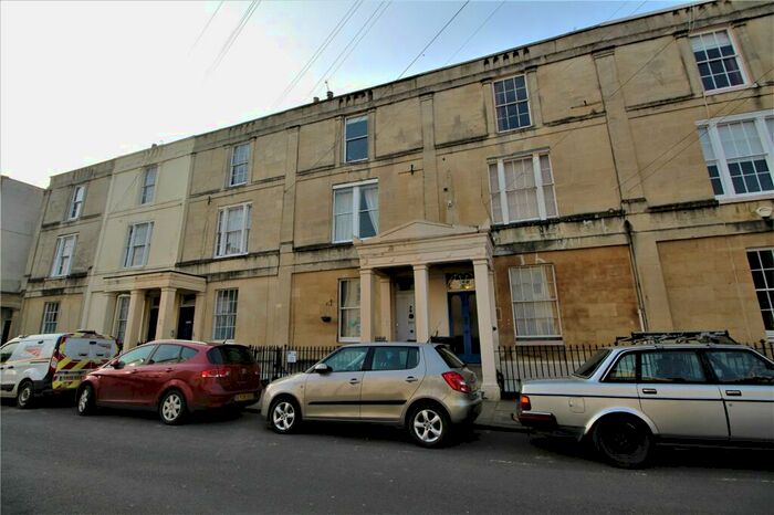 1 Bedroom Apartment To Rent In Hampton Park, Clifton, Bristol, BS6