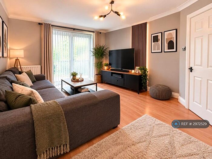 2 Bedroom Flat To Rent In St. Annes Gate, Southampton, SO15