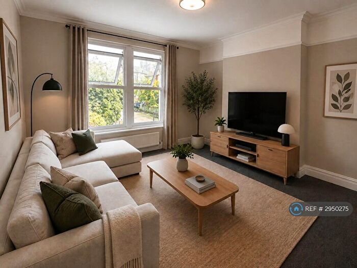 2 Bedroom Flat To Rent In Cromwell Road, Bristol, BS6