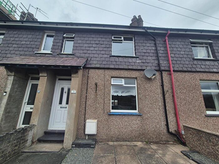 3 Bedroom Cottage To Rent In Tanrhiw Road, Bethesda, LL57
