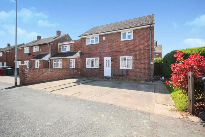 1 Bedroom Flat To Rent In The Normans, Slough, SL2