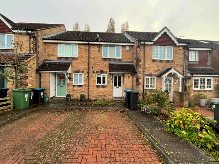2 Bedroom Terraced House To Rent In Chilham Close, Hemel Hempstead, HP2