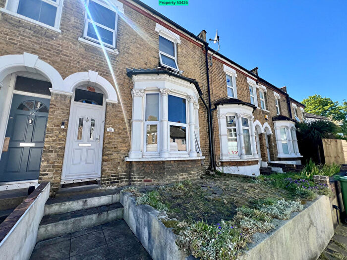 3 Bedroom Terraced House For Sale In Saunders Road, London, SE18