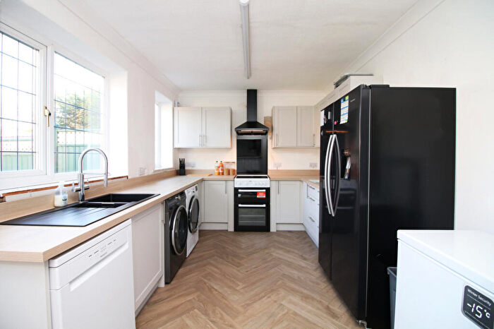 2 Bedroom Semi-Detached House For Sale In Carlisle Grove, Thornton-Cleveleys, FY5