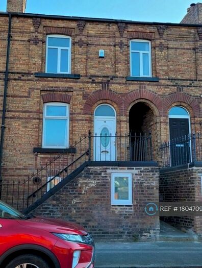 4 Bedroom Terraced House To Rent In Cope Street, Barnsley, S70