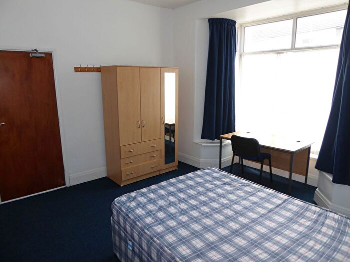 3 Bedroom Terraced House To Rent In Rhyddings Park Road, Brynmill, SA2