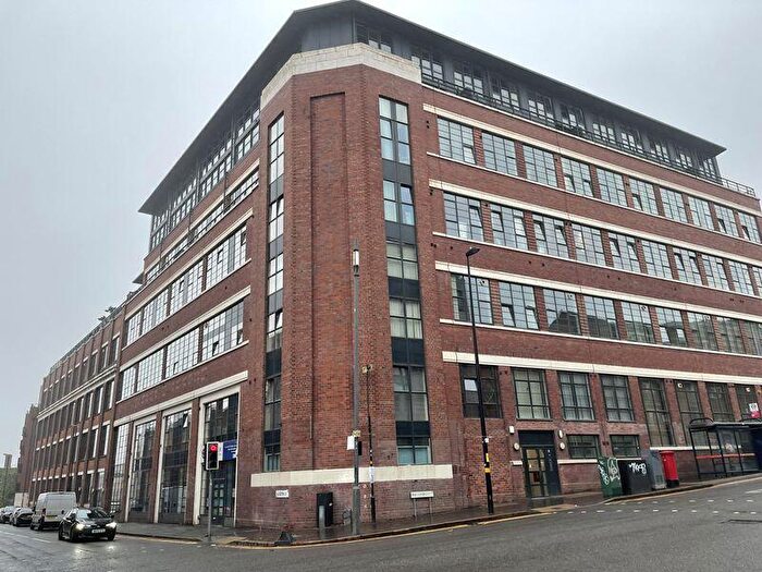 2 Bedroom Flat To Rent In Abacus Building, Bradford Street, Birmingham, B12