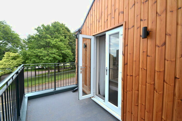 8 Bedroom Flat To Rent In Mount Hooton Road, Arboretum, Nottingham, NG7