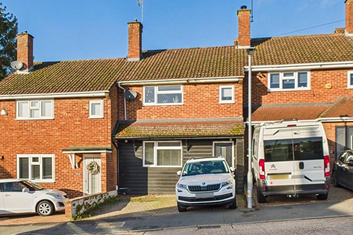 2 Bedroom Terraced House For Sale In Lower Sales, Hemel Hempstead, HP1