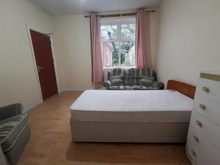 1 Bedroom Property To Rent In Gipsy Lane, Willenhall WV13