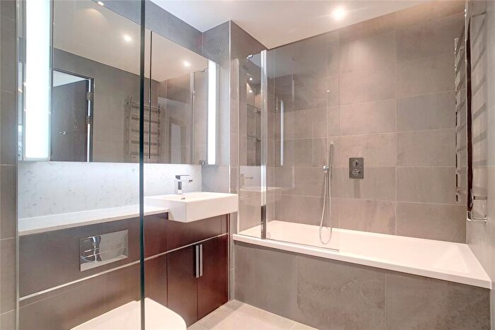 2 Bedroom Apartment To Rent In Haines House, The Residence, Nine Elms, SW11