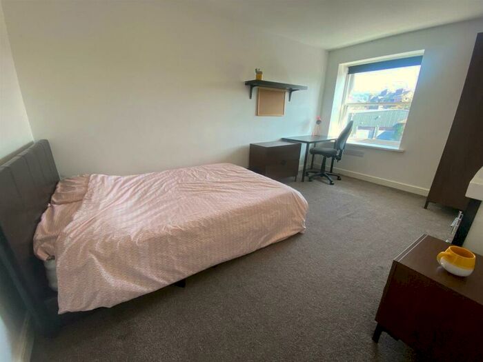 5 Bedroom Private Hall To Rent In Flat, Pitt Street, Lancaster, LA1