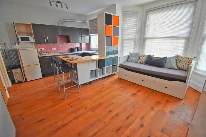 Studio To Rent In Cabbell Road, Cromer, NR27