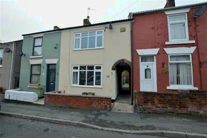 3 Bedroom House To Rent In London Street, New Whittington, Chesterfield, S43