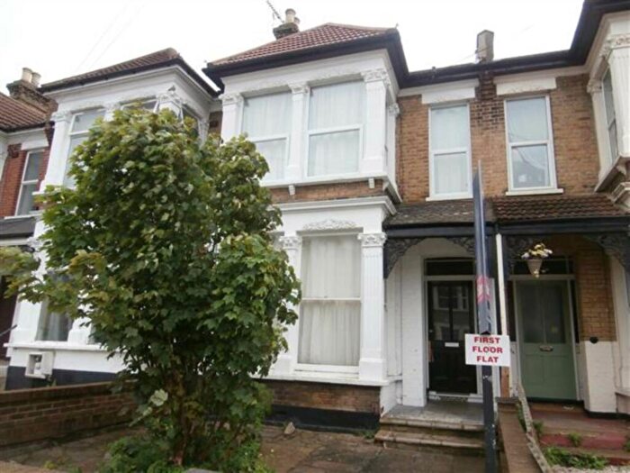 Studio To Rent In Hastings Road, Southend On Sea, SS1