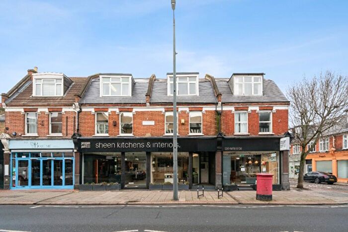 6 Bedroom Terraced House For Sale In Upper Richmond Road West, London, SW14