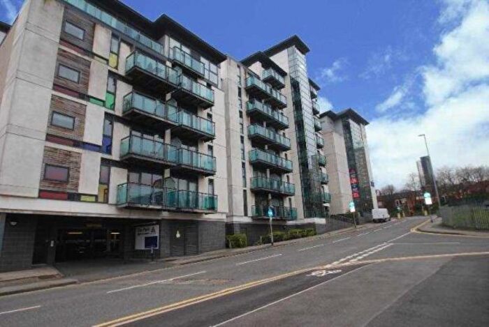 1 Bedroom Flat To Rent In Lovell House, Skinner Lane, Leeds, West Yorkshire, LS7