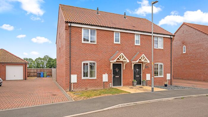3 Bedroom Semi-Detached House For Sale In Villa Walk, Swineshead, Boston, PE20