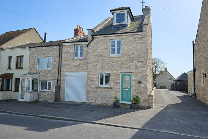 4 Bedroom End Terrace House For Sale In Reforne, Portland, Dorset, DT5
