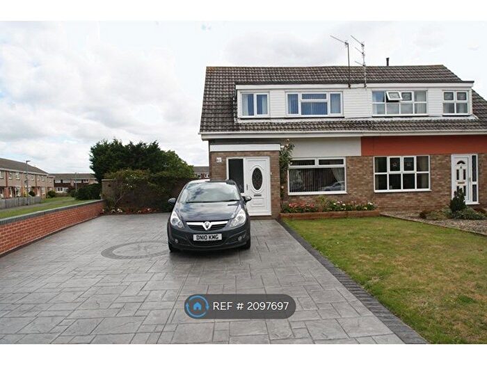 3 Bedroom Semi-Detached House To Rent In Bamfield Road, Bristol, BS14