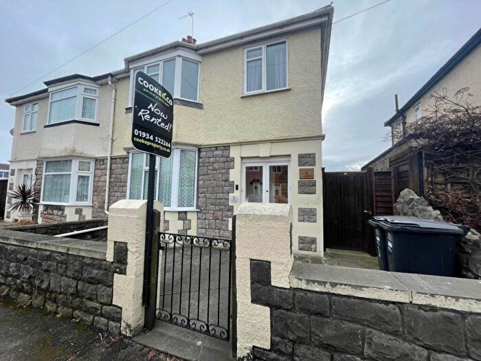 3 Bedroom Flat To Rent In Addicott Road, Weston-super-Mare, North Somerset, BS23