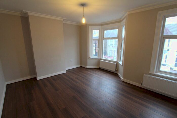 3 Bedroom End Of Terrace House To Rent In Dowsett Road, Tottenham, Tottenham, N17
