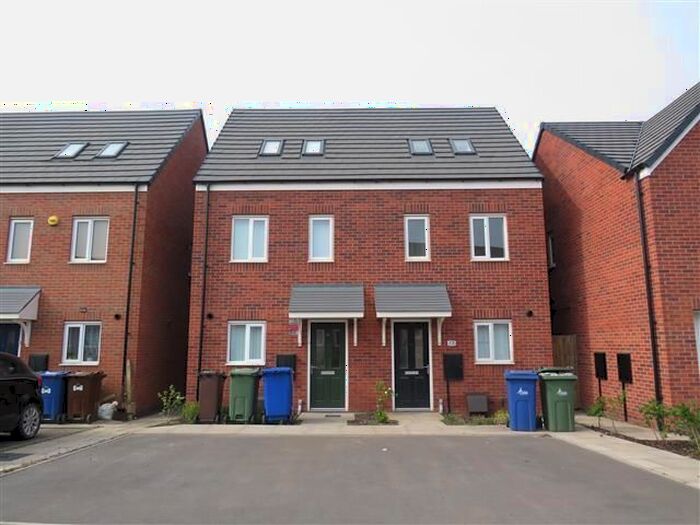 3 Bedroom Semi-Detached House To Rent In Winding House Drive, Hednesford, Cannock, WS12