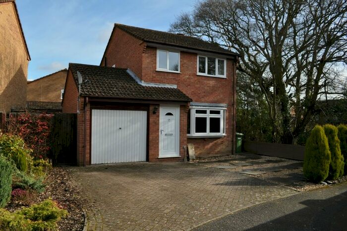 3 Bedroom Detached House To Rent In *** Let On First Viewing! *** Hedge End, Southampton, SO30