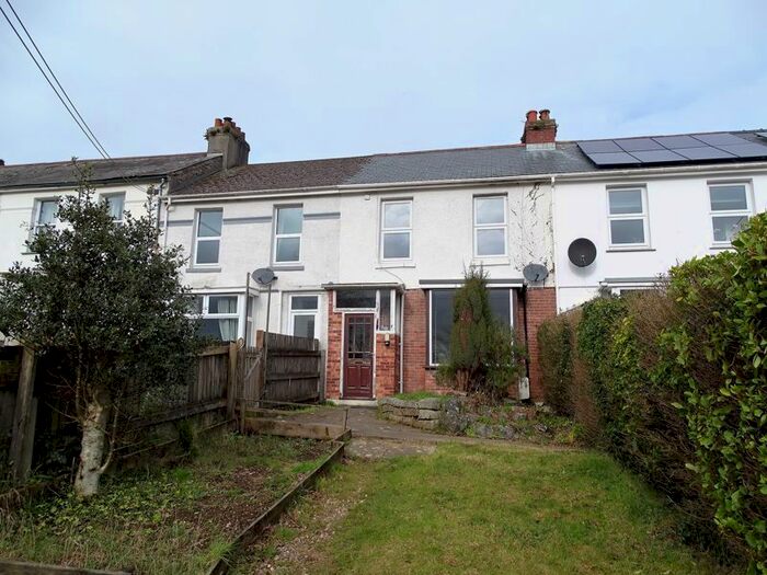 2 Bedroom Property To Rent In Glenmore Terrace, Liskeard, PL14