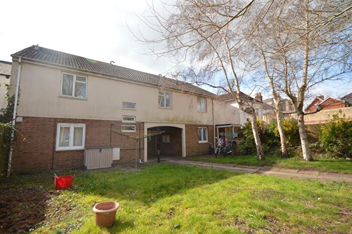 1 Bedroom Flat To Rent In Jubilee Court, Salisbury, SP2