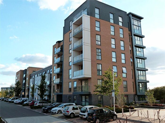 2 Bedroom Apartment To Rent In Cygnet House, Drake Way, Reading, Berkshire, RG2
